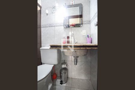 Apartamento à venda com 76m², 3 quartos e 1 vagaBanheiro social 