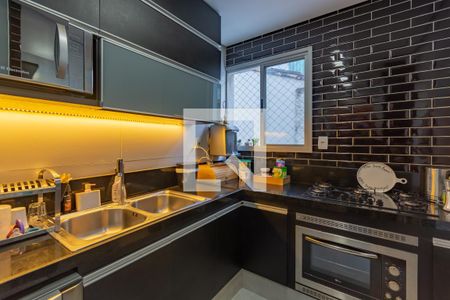 Apartamento à venda com 180m², 5 quartos e 3 vagas Apartamento à venda com 180m², 5 quartos e 3 vagasCozinha
