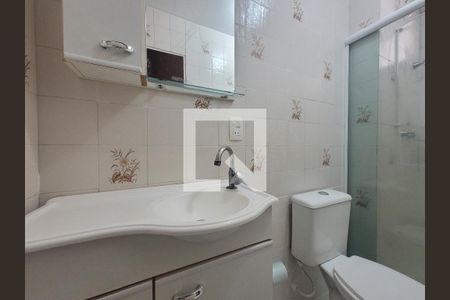 Banheiro de apartamento à venda com 1 quarto, 48m² em Vila Eliza, Campinas