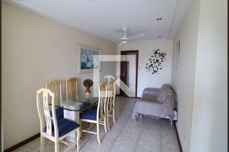 Sala de casa à venda com 2 quartos, 210m² em Jardim Carioca, Rio de Janeiro