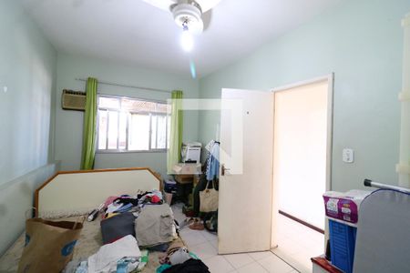 Quarto 2 de casa para alugar com 3 quartos, 110m² em Jardim Carioca, Rio de Janeiro