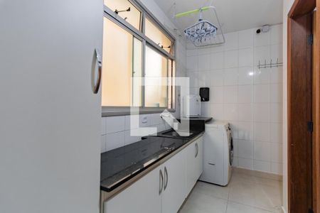 Banheiro de apartamento para alugar com 3 quartos, 129m² em Buritis, Belo Horizonte
