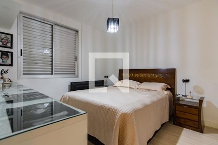 Quarto de apartamento para alugar com 3 quartos, 129m² em Buritis, Belo Horizonte