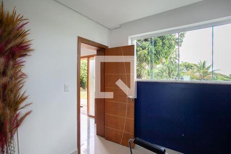 Casa à venda com 520m², 4 quartos e 5 vagasEscritório 1