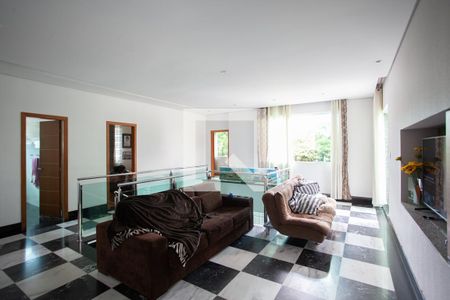 Casa à venda com 520m², 4 quartos e 5 vagas Sala 3