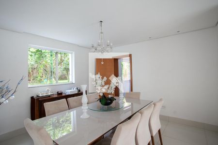 Casa à venda com 520m², 4 quartos e 5 vagasSala de Jantar