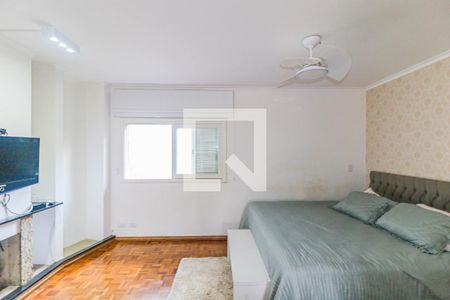 Casa à venda com 300m², 4 quartos e 3 vagasSuíte 2