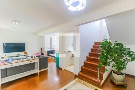 Casa à venda com 300m², 4 quartos e 3 vagasSala