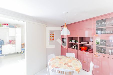 Casa à venda com 300m², 4 quartos e 3 vagasCozinha