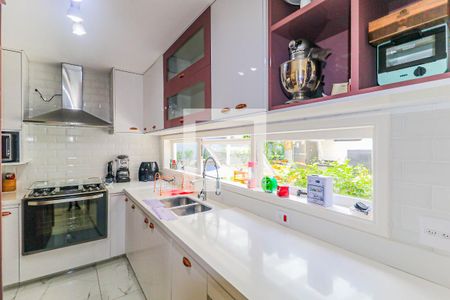 Casa à venda com 300m², 4 quartos e 3 vagasCozinha