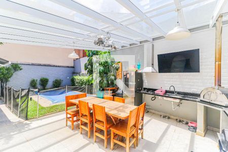 Casa à venda com 300m², 4 quartos e 3 vagasChurrasqueira