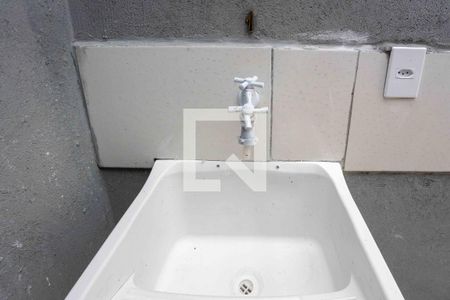 Casa para alugar com 60m², 1 quarto e 1 vagaÁrea de Serviço