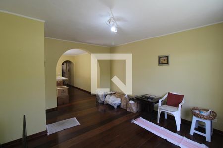 Sala de casa à venda com 3 quartos, 253m² em Jardim Umuarama, São Paulo