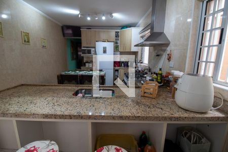 Casa à venda com 135m², 3 quartos e 2 vagas Casa à venda com 135m², 3 quartos e 2 vagasCozinha