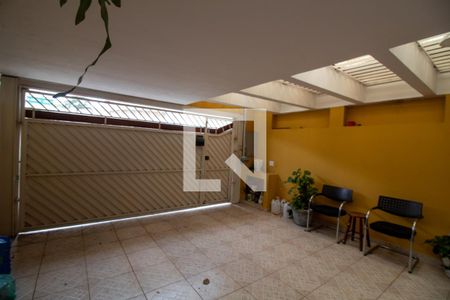 Casa à venda com 135m², 3 quartos e 2 vagas Casa à venda com 135m², 3 quartos e 2 vagasGaragem