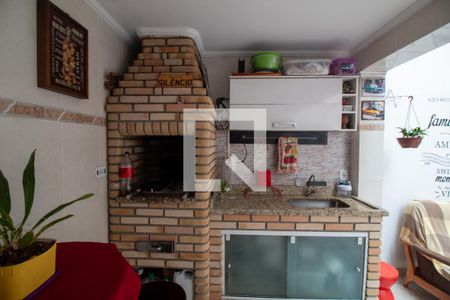 Casa à venda com 135m², 3 quartos e 2 vagas Casa à venda com 135m², 3 quartos e 2 vagasQuintal