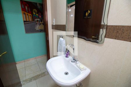 Casa à venda com 135m², 3 quartos e 2 vagas Casa à venda com 135m², 3 quartos e 2 vagasLavabo