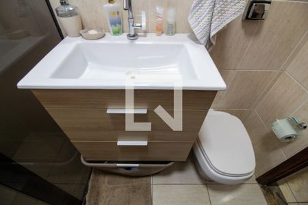 Casa à venda com 135m², 3 quartos e 2 vagas Casa à venda com 135m², 3 quartos e 2 vagasBanheiro da Suíte