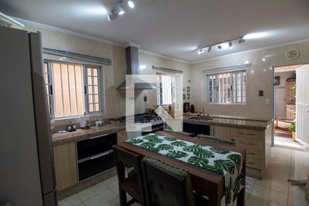 Casa à venda com 135m², 3 quartos e 2 vagas Casa à venda com 135m², 3 quartos e 2 vagasCozinha