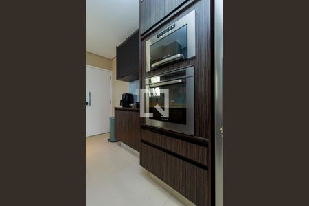 Apartamento à venda com 131m², 3 quartos e 3 vagasCozinha