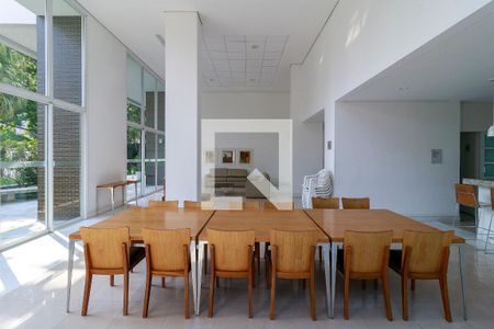 Apartamento à venda com 131m², 3 quartos e 3 vagasSalão de Festas