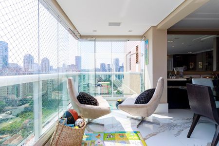 Apartamento à venda com 131m², 3 quartos e 3 vagasSala - Varanda