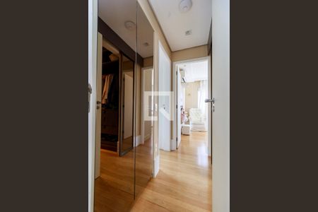 Apartamento à venda com 131m², 3 quartos e 3 vagasCorredor