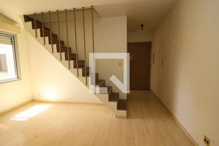 Sala 1 de apartamento para alugar com 2 quartos, 90m² em Menino Deus, Porto Alegre