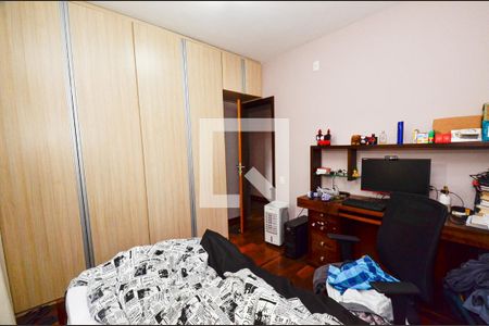 Casa à venda com 150m², 4 quartos e 6 vagasQuarto 3