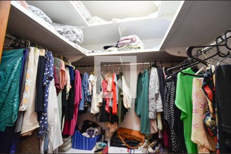 Casa à venda com 150m², 4 quartos e 6 vagasSuite/closet