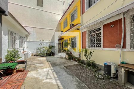 Casa à venda com 120m², 3 quartos e sem vagaVila