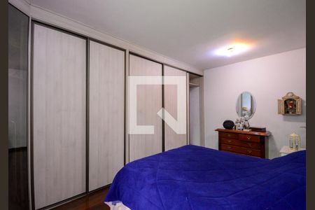 Casa à venda com 300m², 3 quartos e 3 vagasQuarto 2 - Suite 