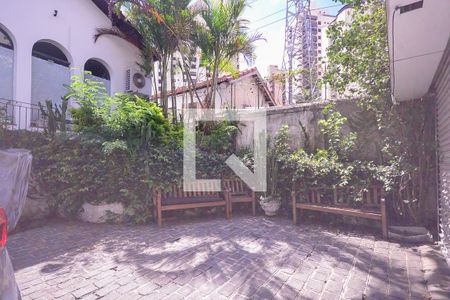 Casa à venda com 300m², 3 quartos e 3 vagasGaragem 