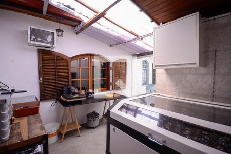 Casa à venda com 300m², 3 quartos e 3 vagasOficina de Artesanato 