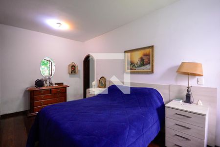 Casa à venda com 300m², 3 quartos e 3 vagasQuarto 2 - Suite 