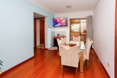 Sala de apartamento à venda com 2 quartos, 70m² em Jardim Floresta, Porto Alegre