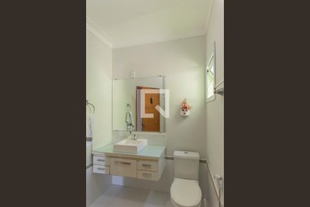 Casa à venda com 300m², 4 quartos e 5 vagas Casa à venda com 300m², 4 quartos e 5 vagasBanheiro