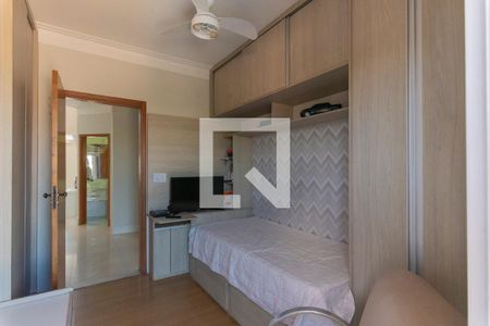 Casa à venda com 300m², 4 quartos e 5 vagas Casa à venda com 300m², 4 quartos e 5 vagasQuarto