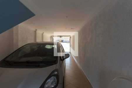 Casa à venda com 300m², 4 quartos e 5 vagas Casa à venda com 300m², 4 quartos e 5 vagasGaragem