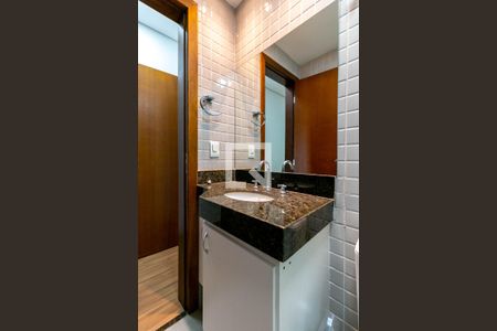 Apartamento para alugar com 98m², 3 quartos e 4 vagas Apartamento para alugar com 98m², 3 quartos e 4 vagasBanheiro da Suíte