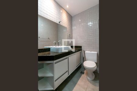 Apartamento para alugar com 98m², 3 quartos e 4 vagas Apartamento para alugar com 98m², 3 quartos e 4 vagasBanheiro da Suíte 2