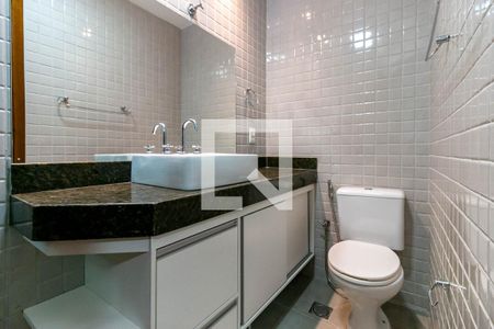 Apartamento para alugar com 98m², 3 quartos e 4 vagas Apartamento para alugar com 98m², 3 quartos e 4 vagasBanheiro da Suíte 2