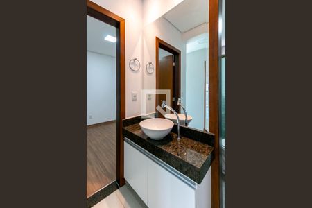 Apartamento para alugar com 98m², 3 quartos e 4 vagas Apartamento para alugar com 98m², 3 quartos e 4 vagasBanheiro Social