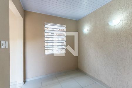 Sala de casa para alugar com 2 quartos, 85m² em Benfica, Rio de Janeiro