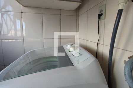 Apartamento à venda com 58m², 2 quartos e 1 vaga Apartamento à venda com 58m², 2 quartos e 1 vagaÁrea de Serviço