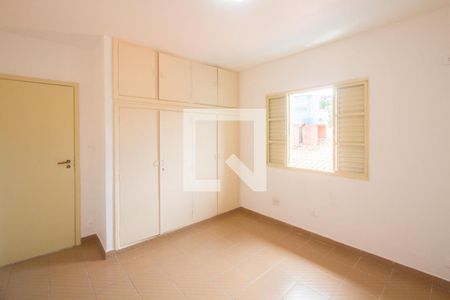 Quarto 2 de casa para alugar com 3 quartos, 110m² em Chácara Monte Alegre, São Paulo