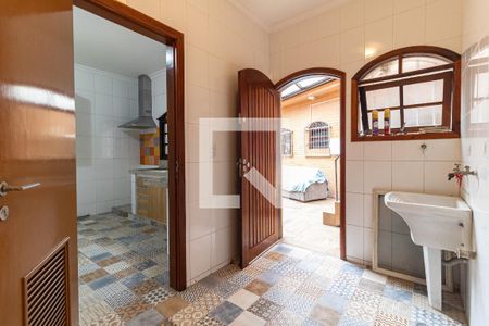 Casa à venda com 240m², 2 quartos e 2 vagasLavanderia