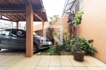 Casa à venda com 240m², 2 quartos e 2 vagasGaragem