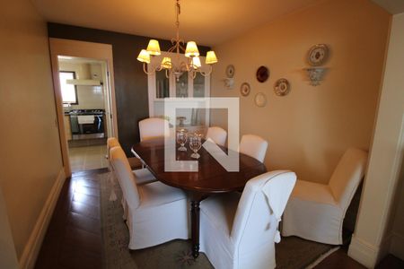 Apartamento à venda com 178m², 3 quartos e sem vagaDetalhe Sala