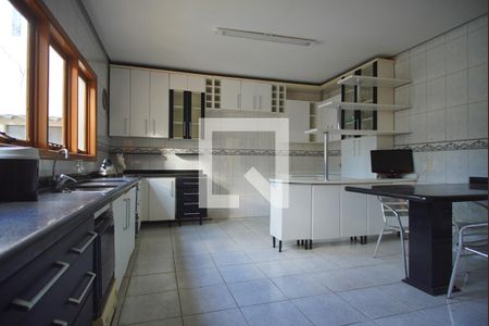 Casa à venda com 275m², 3 quartos e 3 vagasCozinha